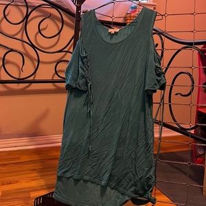 Umgee cold shoulder high low teal top